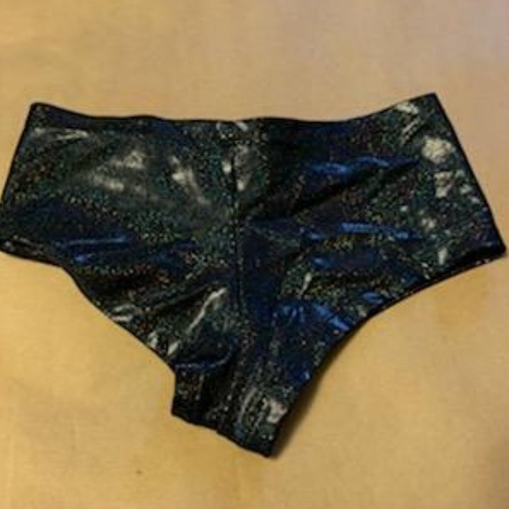 American Apparel Classic Hip hugger shorts
